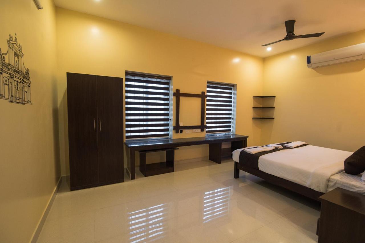 Saffron Vilva Hotel Puducherry Buitenkant foto