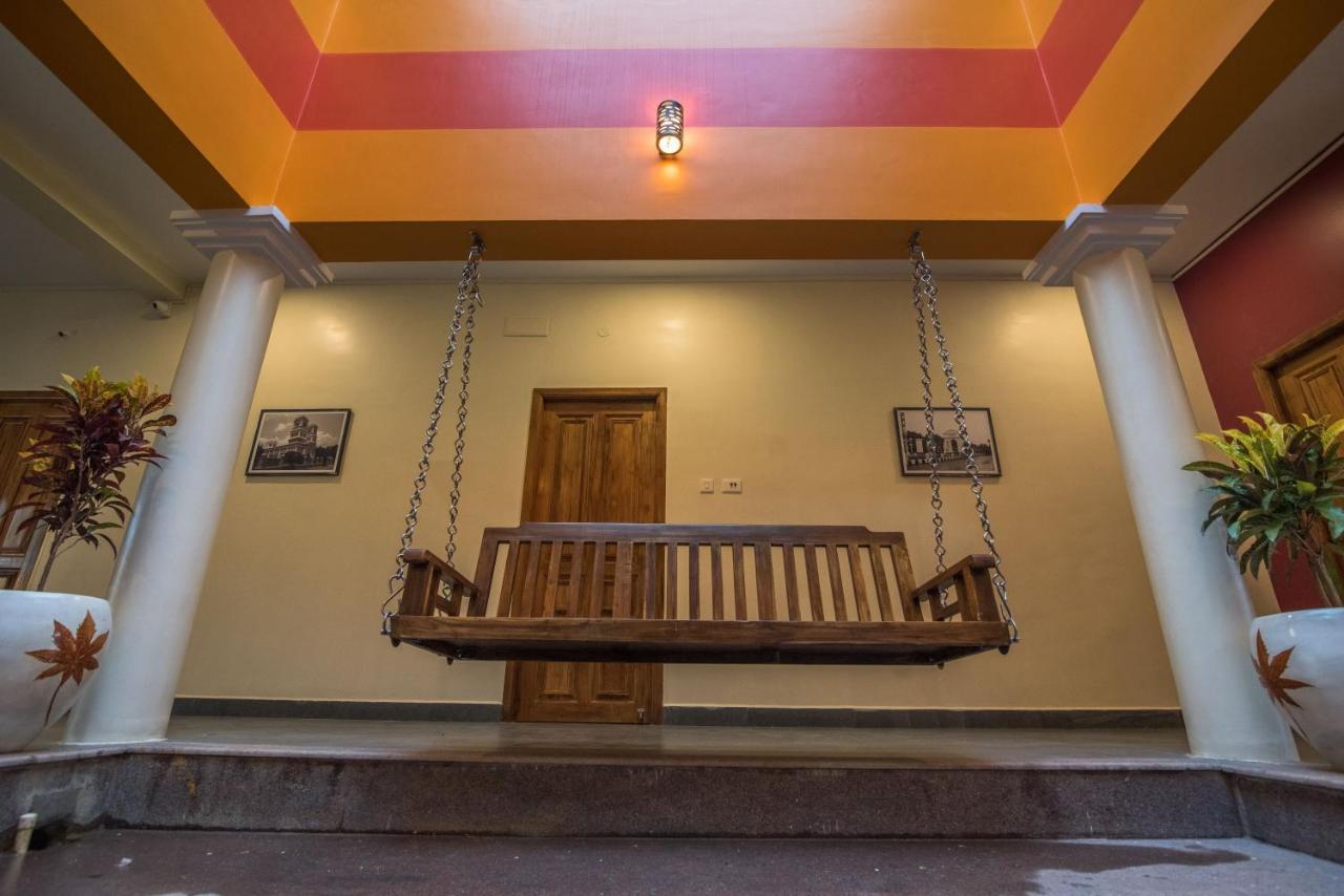 Saffron Vilva Hotel Puducherry Buitenkant foto